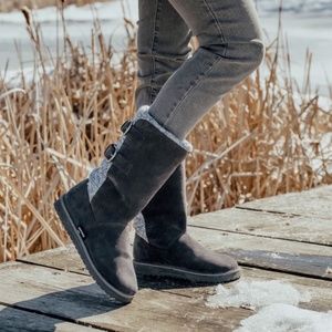 Stylish Cute Pretty Womens Muk Luks Jean Fall Winter Cable Boots in Gray Size 9
